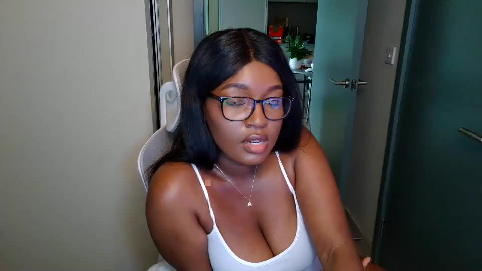 itsanna_b Webcam Chat July 10, 2026