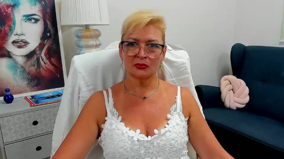 luna_xfantasy Webcam Chat July 10, 2026