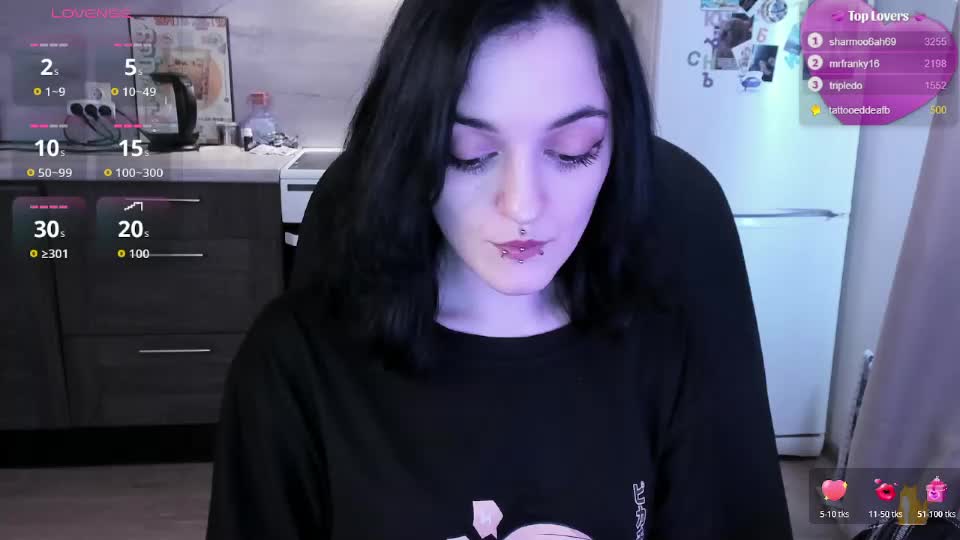 miura_moon Webcam Chat July 10, 2026