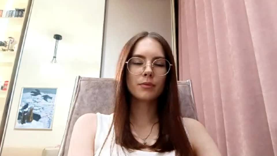 tawnyzenisek Webcam Chat July 10, 2026