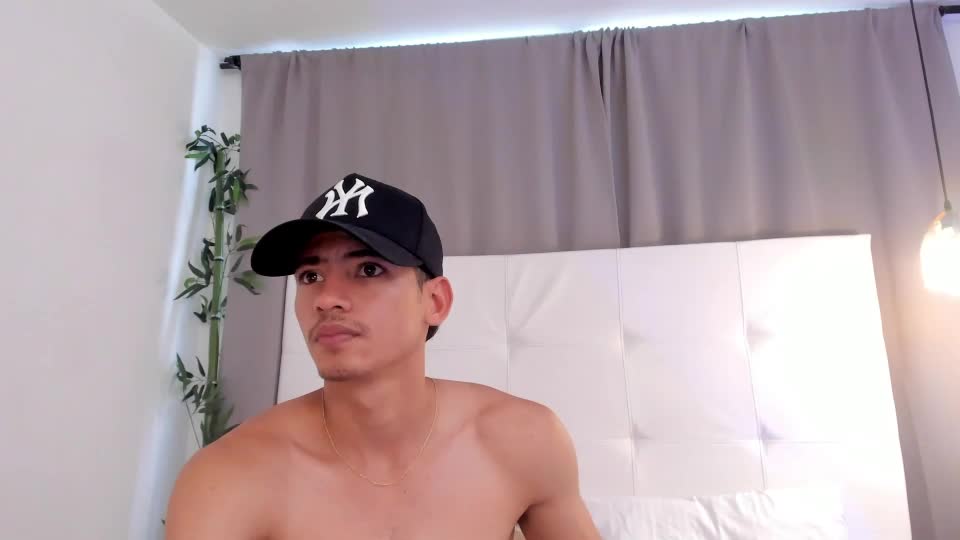 alejo_exotic Webcam Chat July 10, 2026