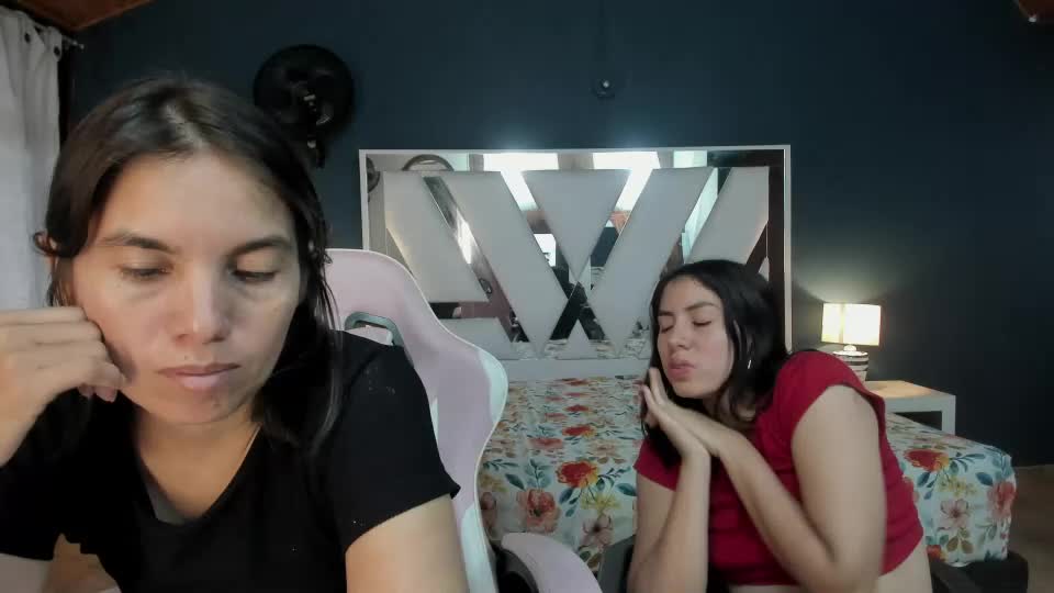 emily_and_soffy Webcam Chat July 10, 2026