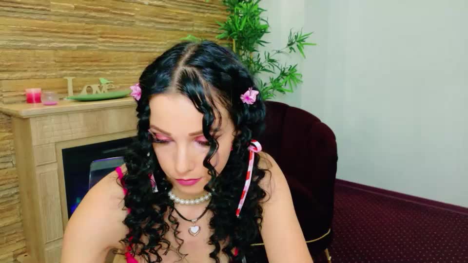 miaaangell Webcam Chat July 10, 2026
