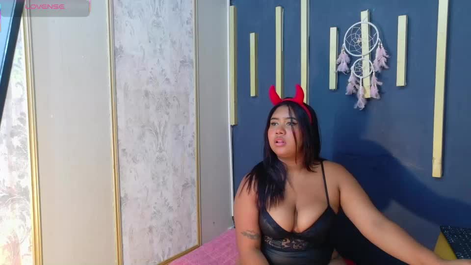 queen_zeina Webcam Chat July 11, 2026