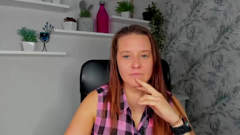 ladyalessa Webcam Chat July 11, 2026