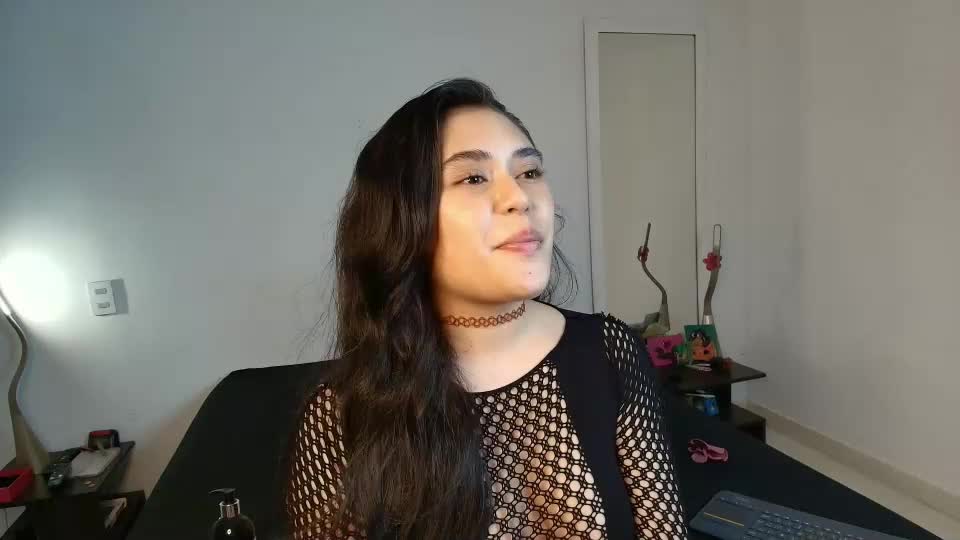 thaisadara24 Webcam Chat July 11, 2026