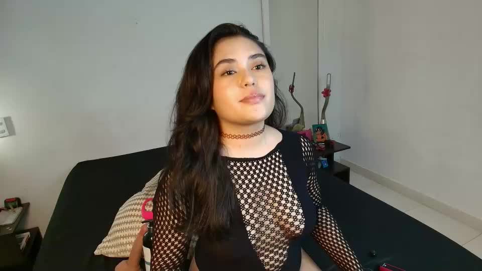 thaisadara24 Webcam Chat July 11, 2026