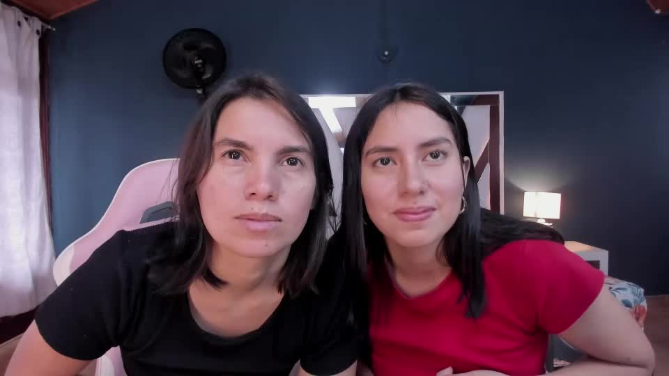 emily_and_soffy Webcam Chat July 11, 2026