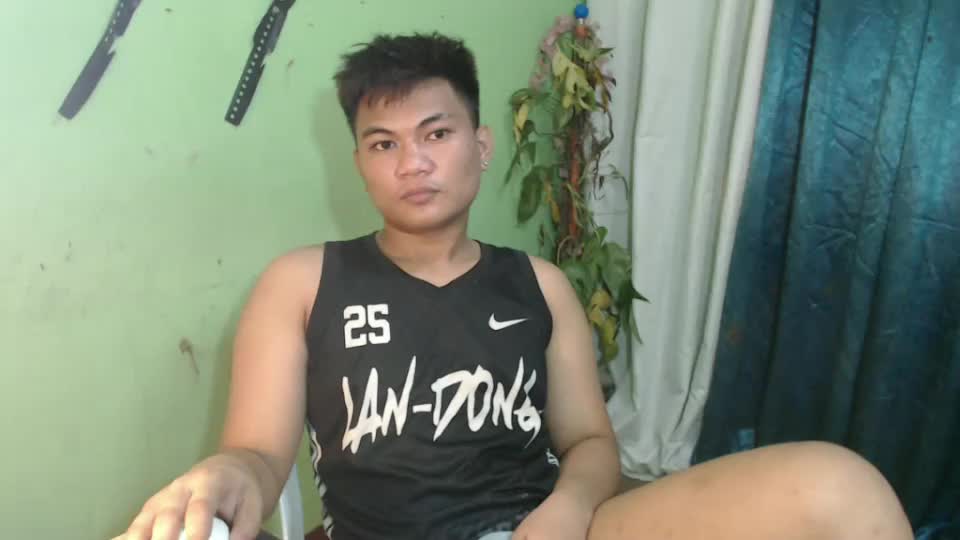iamjanmar Webcam Chat July 11, 2026