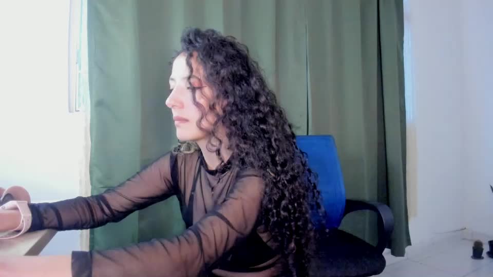 lucia_fuster Webcam Chat July 11, 2026