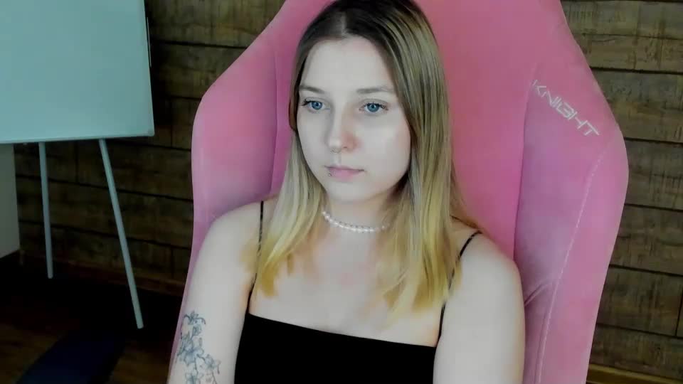 tinaburton Webcam Chat July 11, 2026