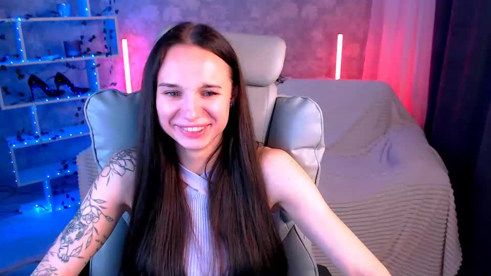 nicolemerz Webcam Chat July 11, 2026