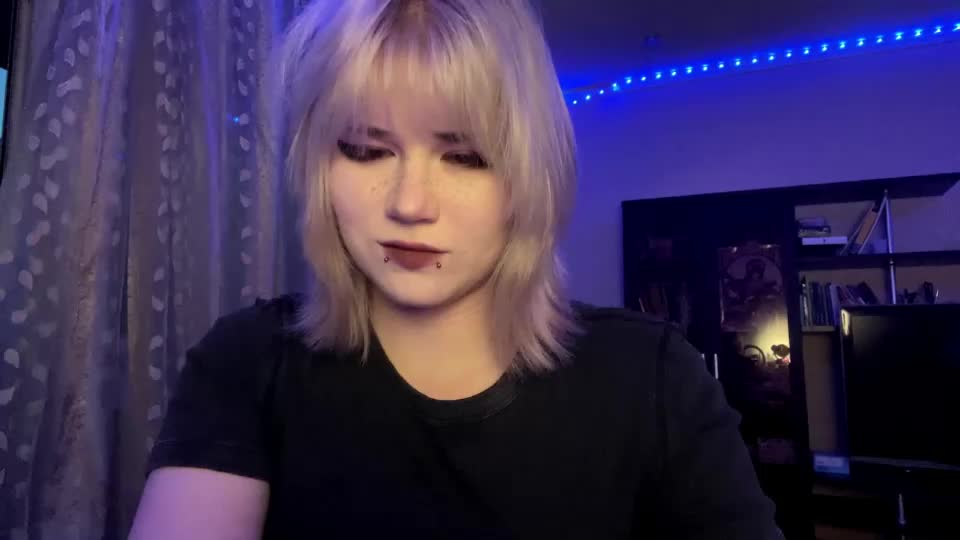 hellokinki Webcam Chat July 12, 2026