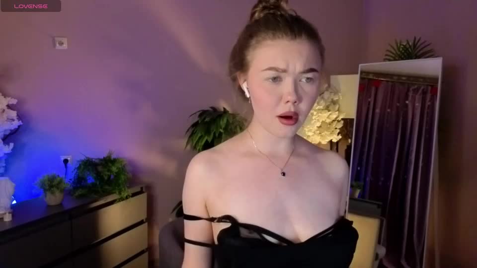 _liilcrystal_ Webcam Chat July 12, 2026