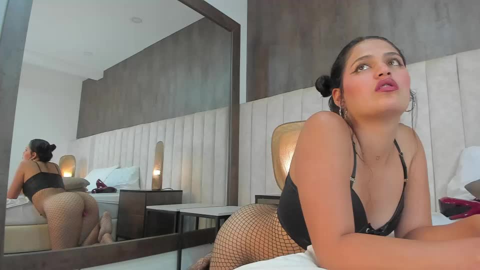 hayli_monroee Webcam Chat July 12, 2026