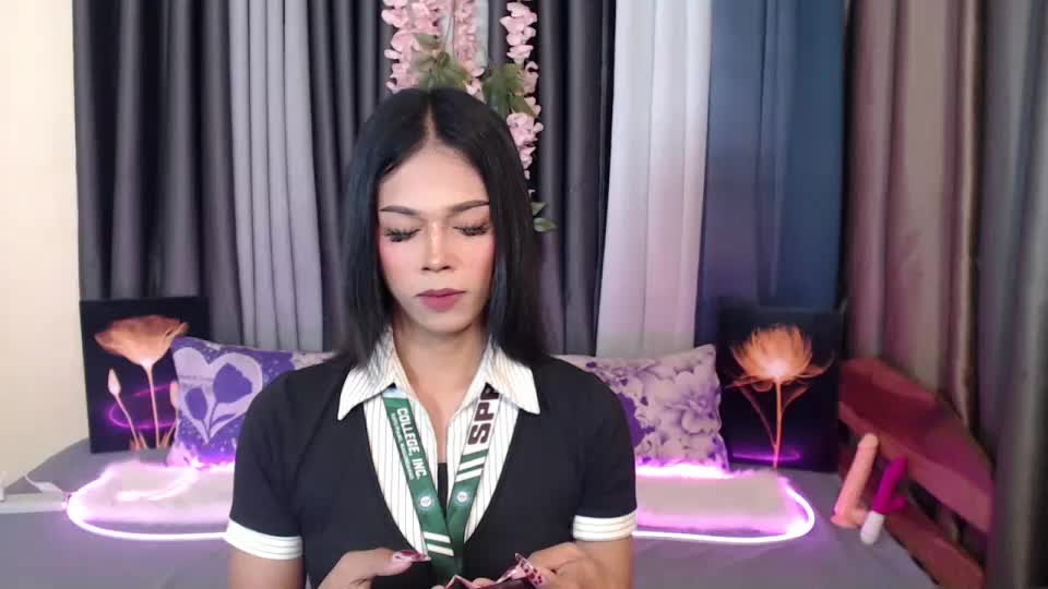 urlovely_jemma Webcam Chat July 12, 2026