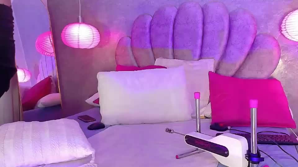 arianarougee Webcam Chat July 12, 2026