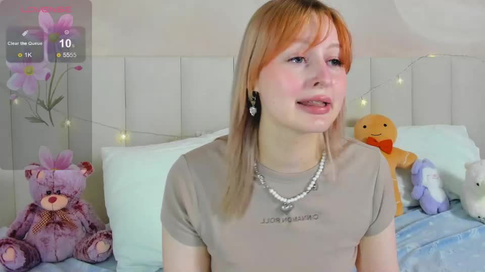 adele_silvyy Webcam Chat July 12, 2026