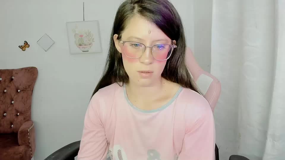 zooeybelair Webcam Chat July 12, 2026