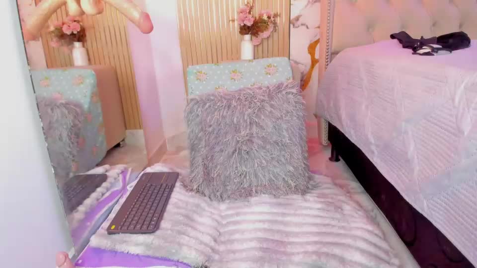 violettaruizz Webcam Chat July 12, 2026