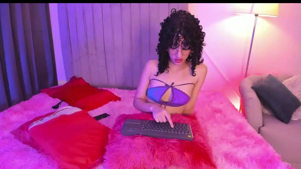 azura_curly Webcam Chat July 12, 2026
