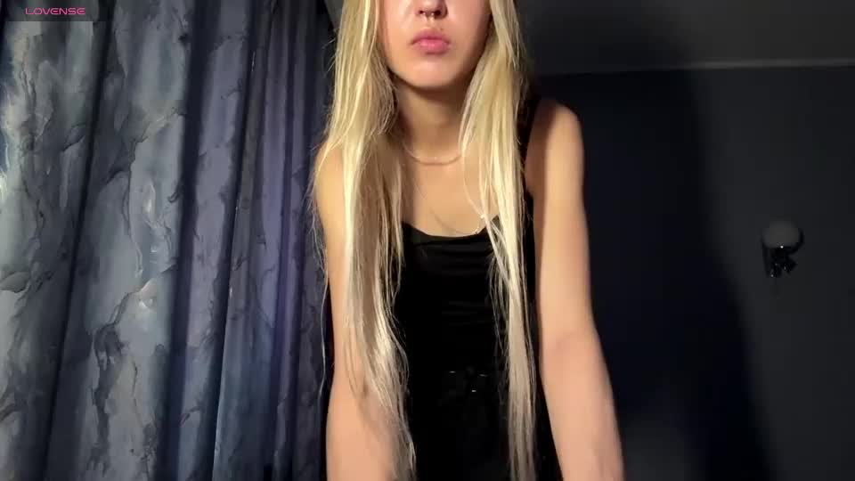 evelinegallucci Webcam Chat July 12, 2026