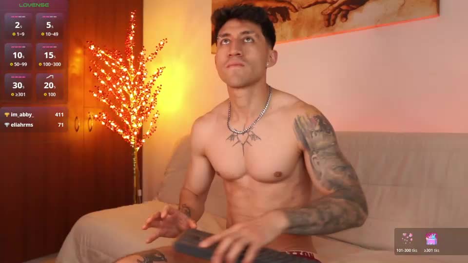 latin_green_eyes_ Webcam Chat July 12, 2026