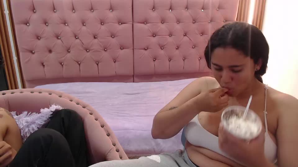 vicky_wel Webcam Chat July 12, 2026