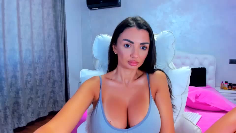 sensualreyna Webcam Chat July 12, 2026
