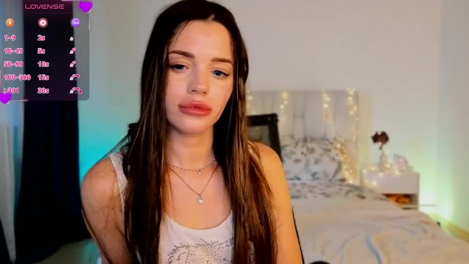 little_cuti1e Webcam Chat July 12, 2026