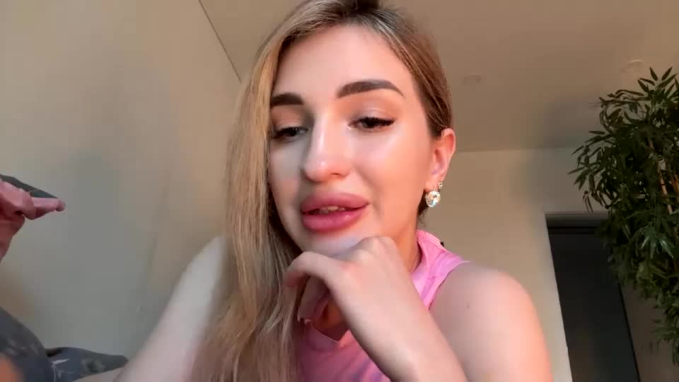 victoria_jess Webcam Chat July 12, 2026