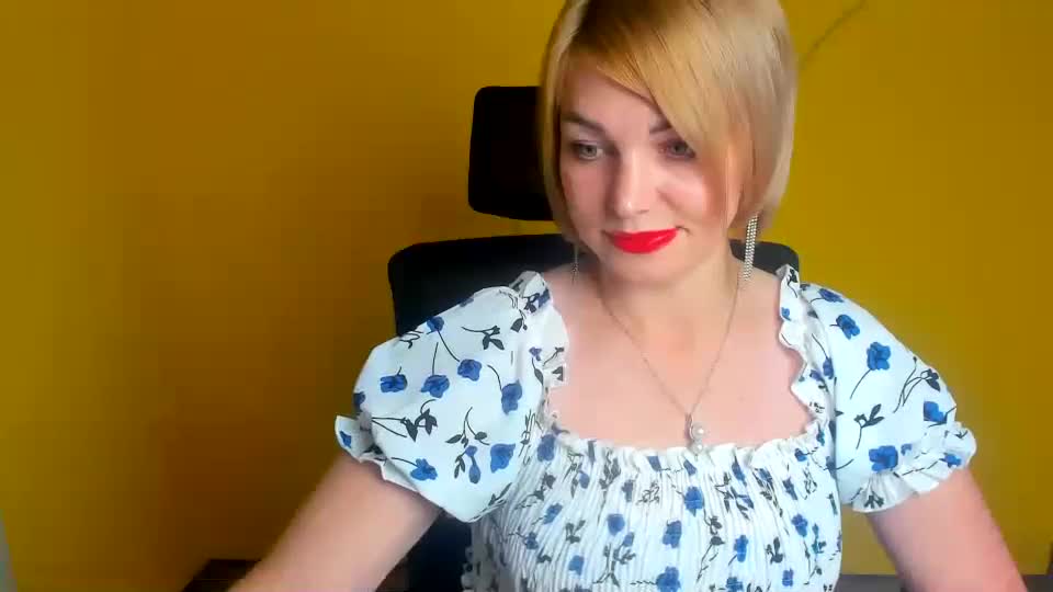jennifer_cuttie Webcam Chat July 12, 2026