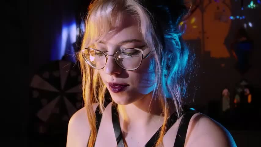 Scarlett_Wanner Webcam Chat July 12, 2026