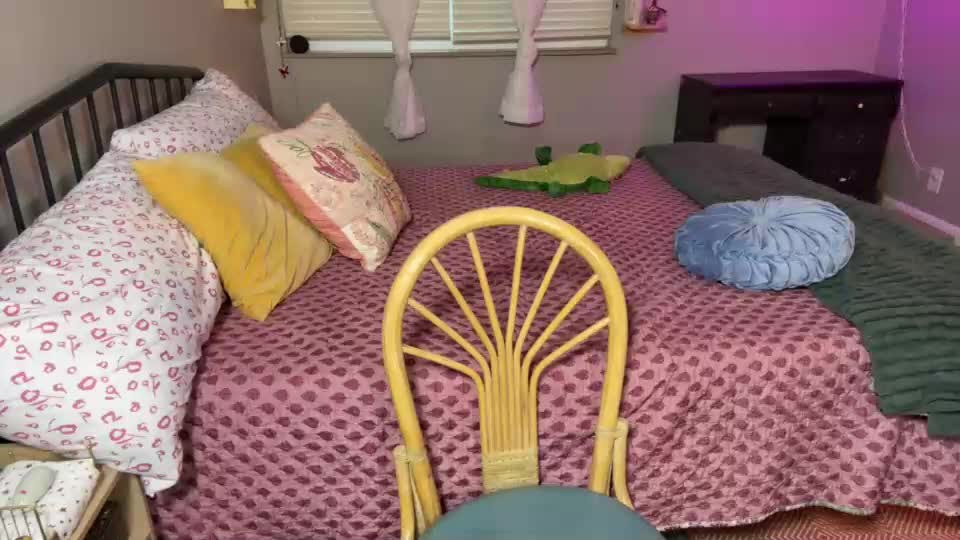 heyheyits_sage Webcam Chat July 13, 2026