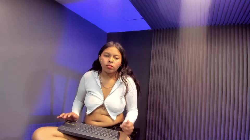 valentina_vixenn Webcam Chat July 13, 2026