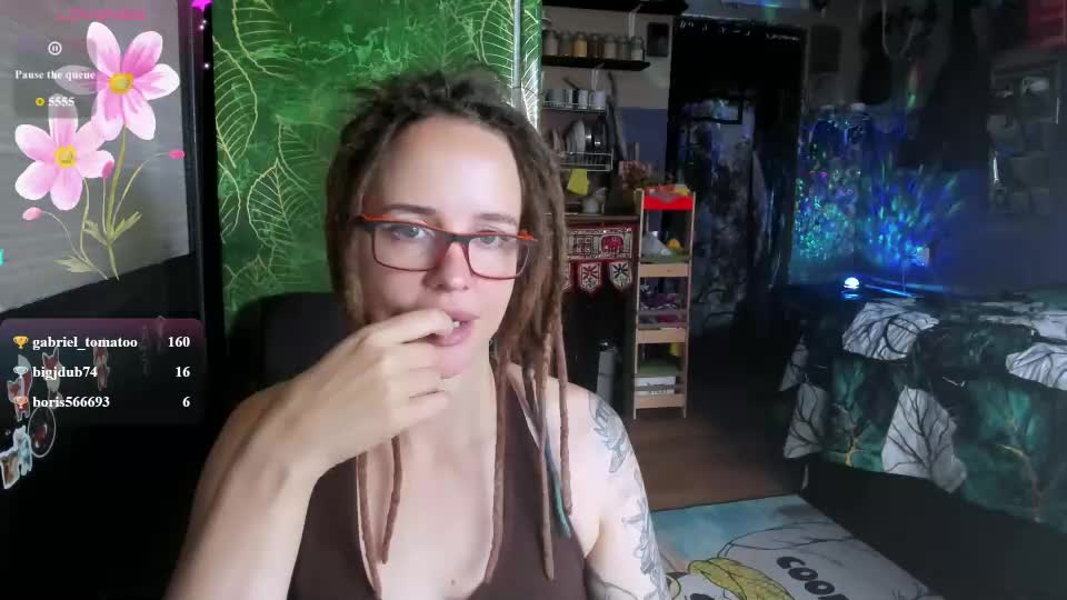 lisafoxy_y Webcam Chat July 13, 2026