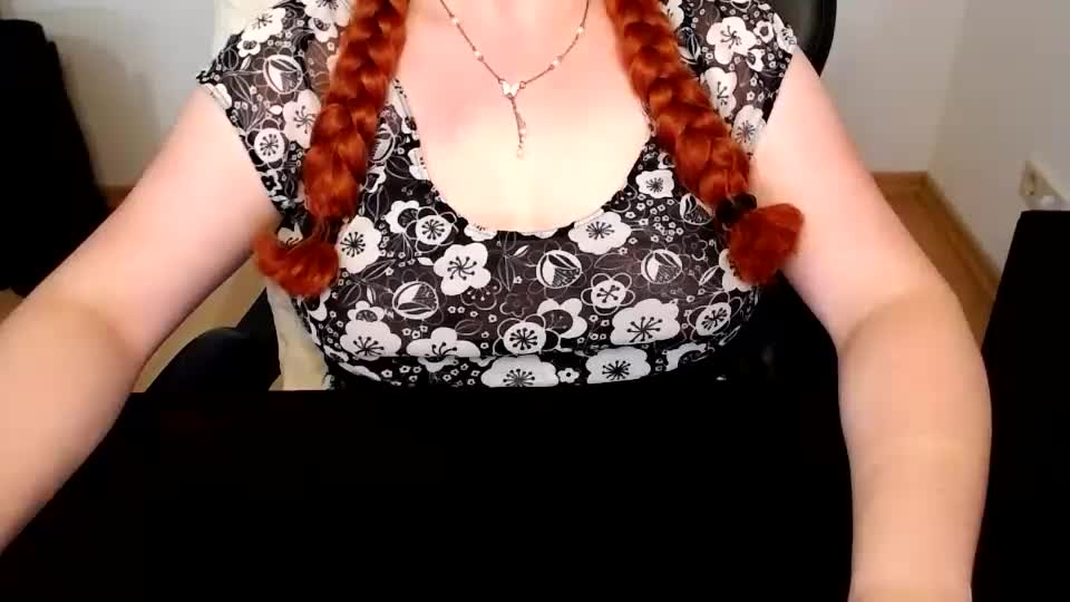 elly_petite Webcam Chat July 13, 2026