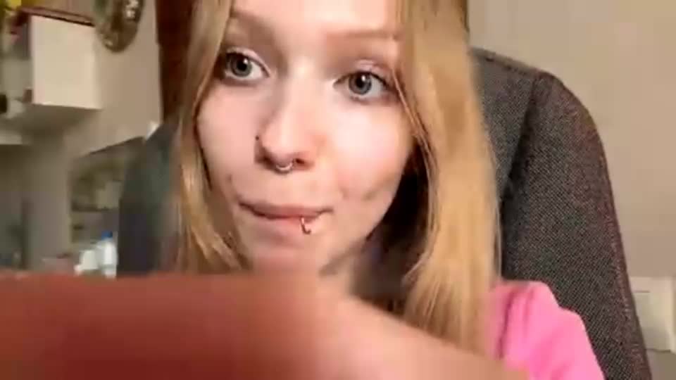 gertrudeuran Webcam Chat July 13, 2026