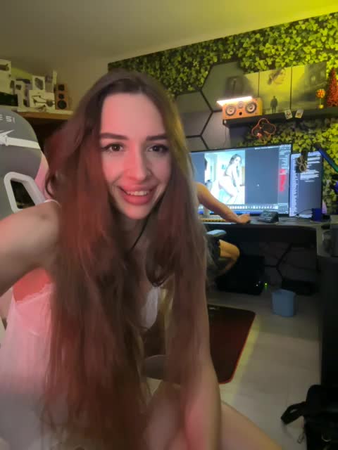 SnakeTina Webcam Chat July 13, 2026