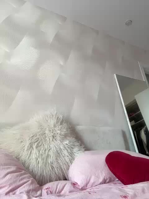 MilaLuxury Webcam Chat July 13, 2026