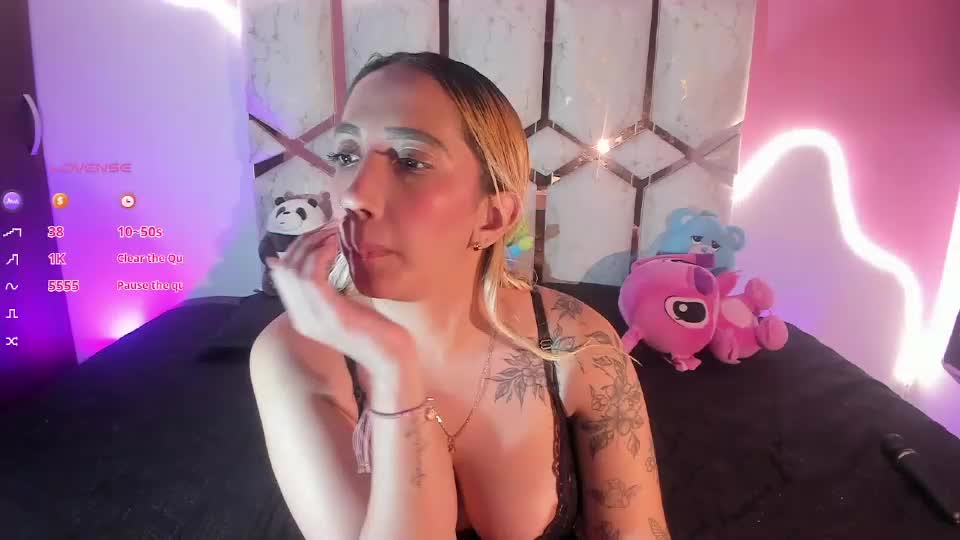 isa_klein Webcam Chat July 14, 2026