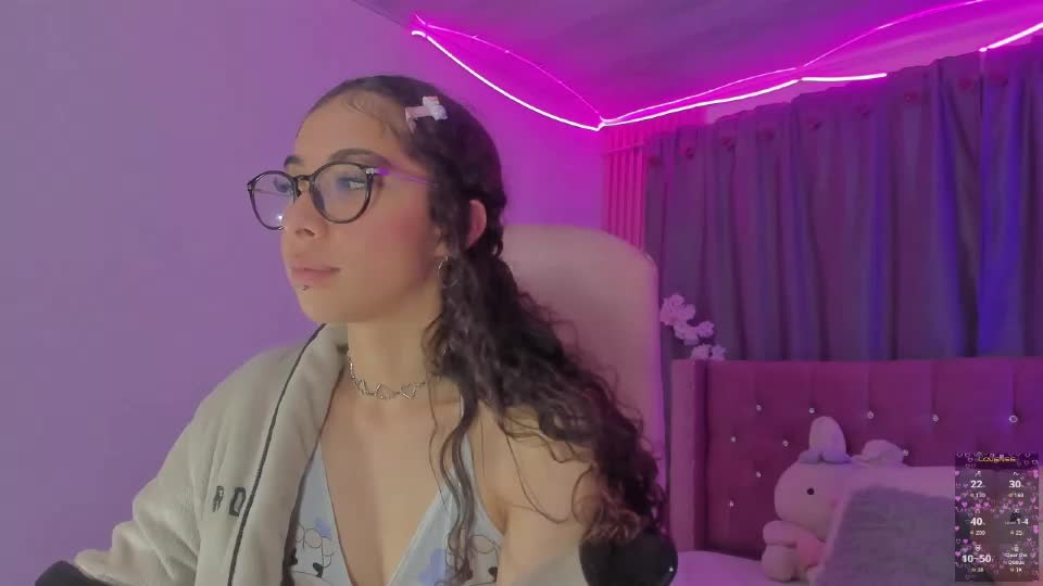 kiara_lovelyy Webcam Chat July 14, 2026