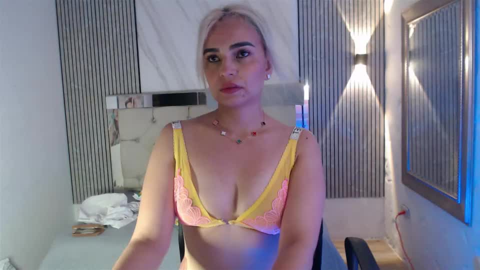 julieta__fox_ Webcam Chat July 14, 2026