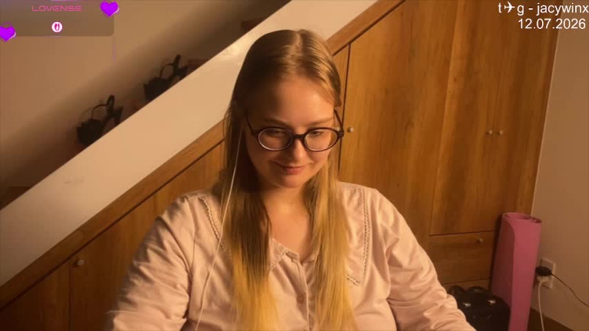JacyWinslat Webcam Chat July 14, 2026