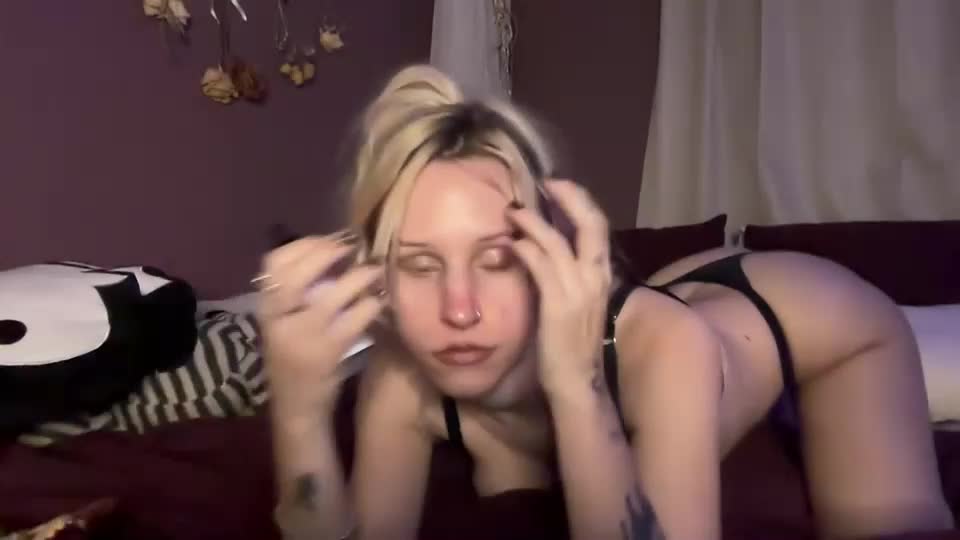 violetfaee Webcam Chat July 14, 2026