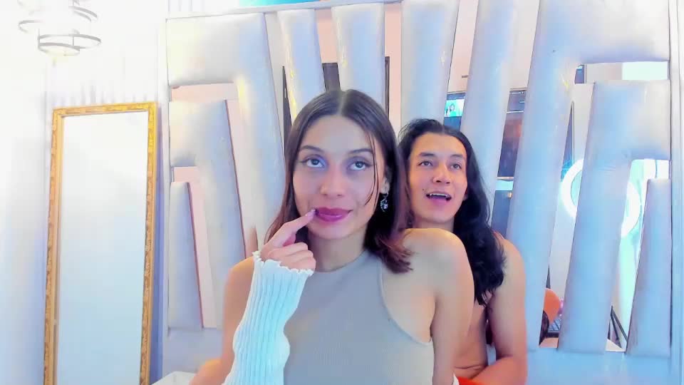 bellaandvestiacs Webcam Chat July 15, 2026