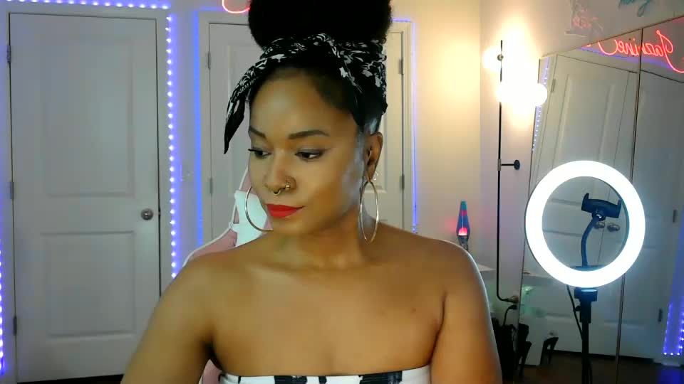 jazminefox Webcam Chat July 15, 2026