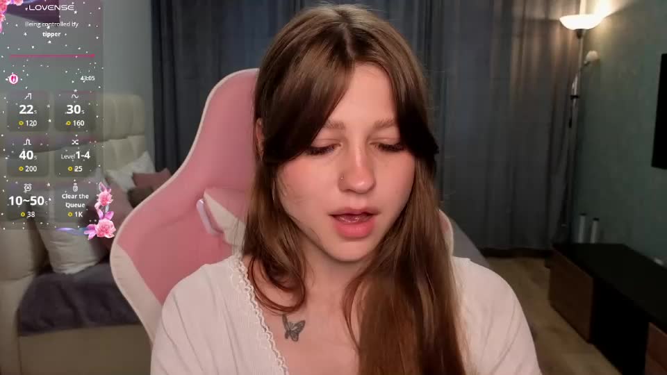 lilymoore69 Webcam Chat July 15, 2026