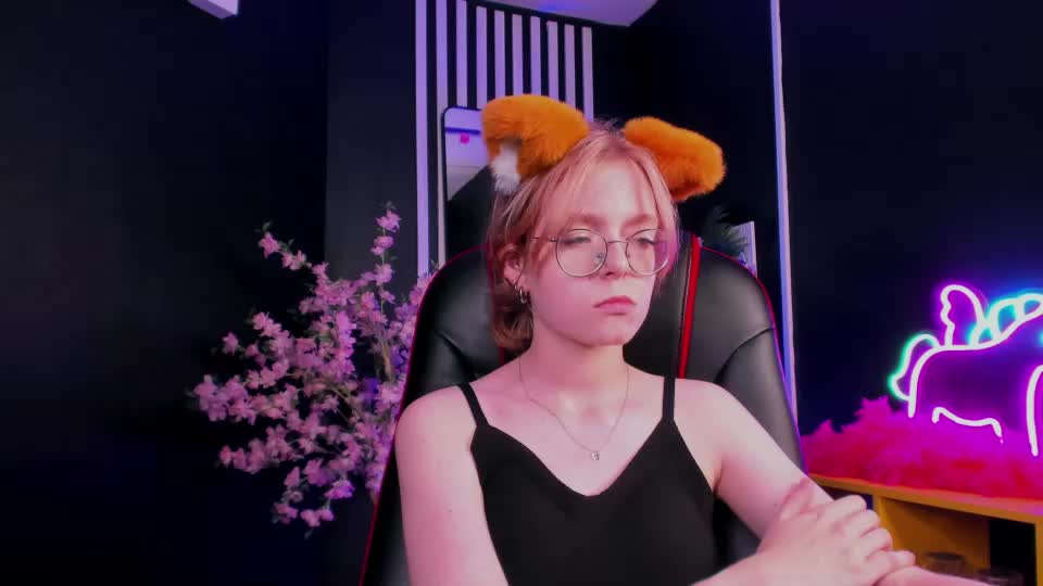 foxxxypolly Webcam Chat July 15, 2026