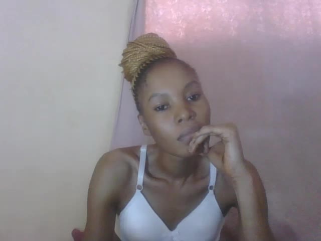 sweetpetite254 Webcam Chat July 15, 2026
